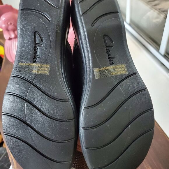 Clarks slips on. - Picture 2 of 2